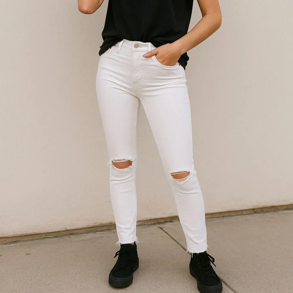 Free People White Denim Pants Distressed Stretch Skinny Soft Grunge Size 27